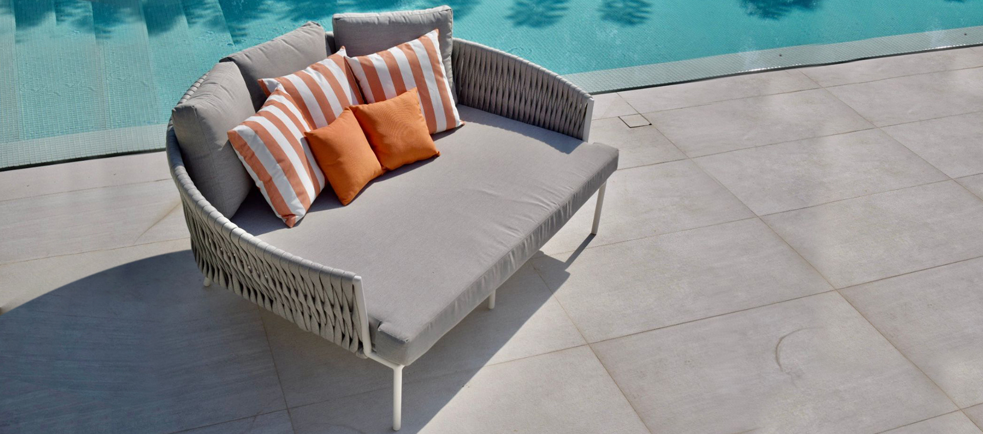 Maze Rattan - Marina Jumbo Rope Weave Daybed