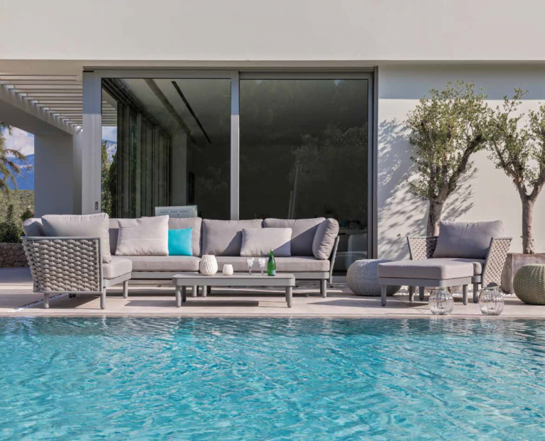 Bộ Sofa Ngoài Trời Cao Cấp Poly Rattan