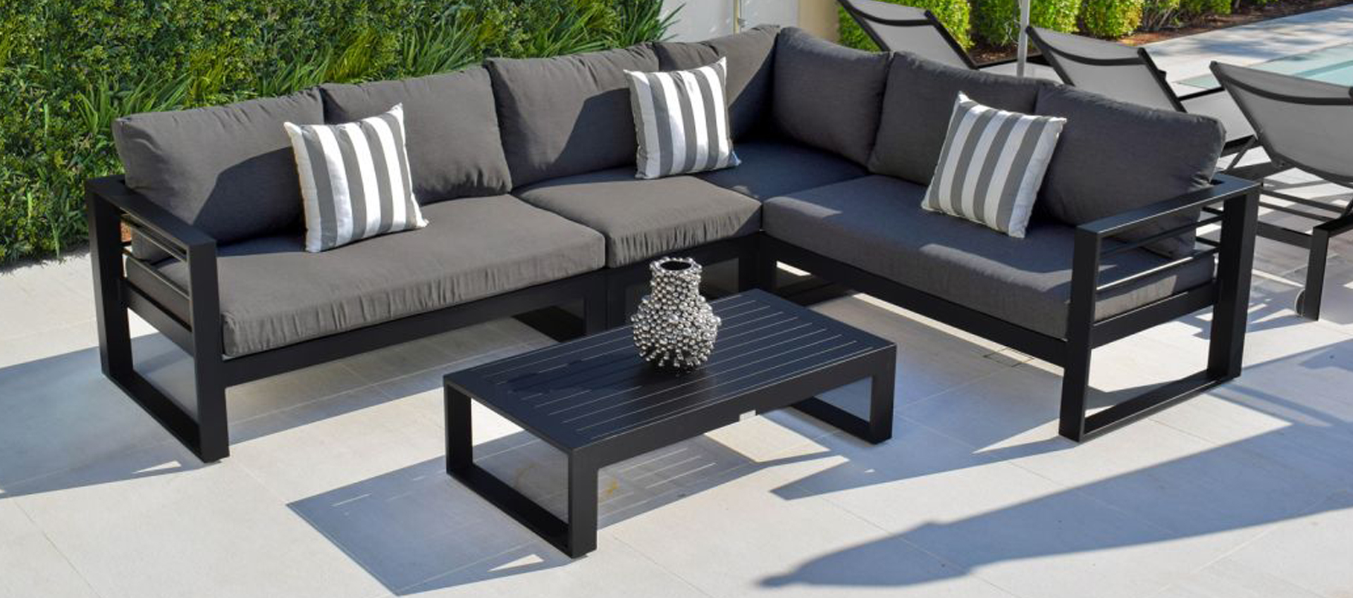 Maze Rattan - Manhattan Corner Sofa